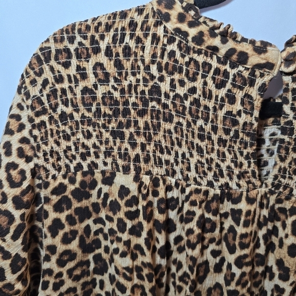 Torrid Leopard Print High Neck Flowy Short Sleeve Blouse Career Punk Elder sz 2X - Picture 6 of 8